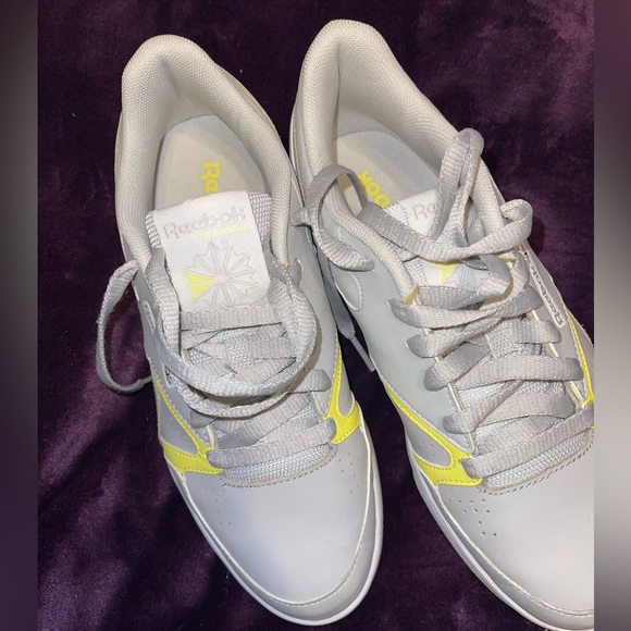 Like new condition 3d Ultralite by Reebok - Picture 2 of 5